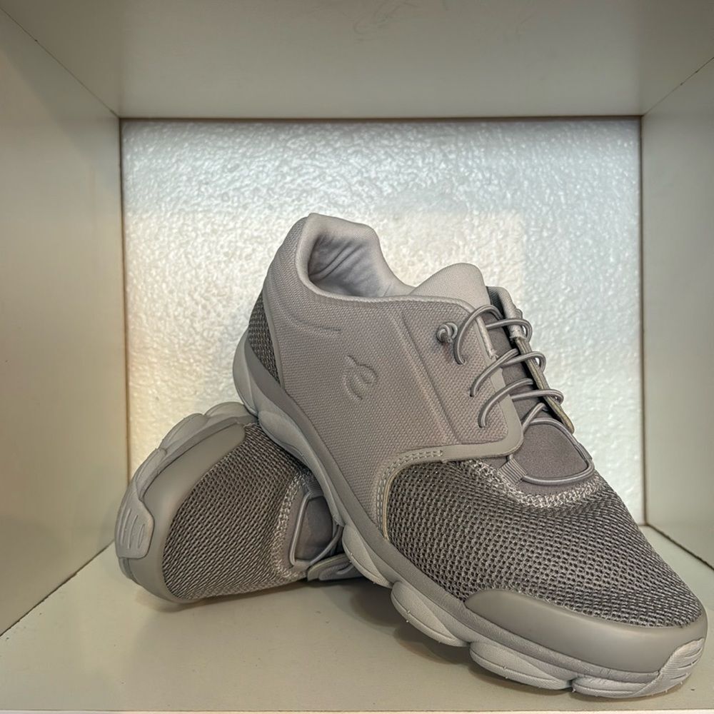 Easy Spirit Womens Comfort Lace Up Knit Walking Gray Athletic Slip On Sneakers